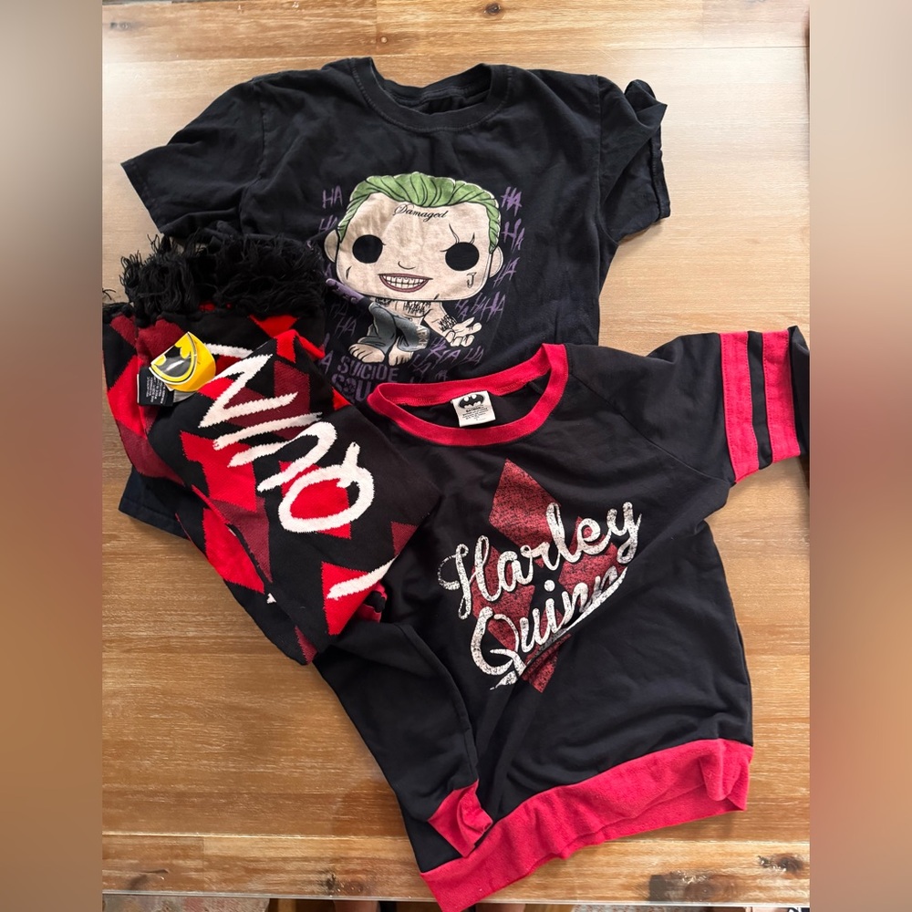 Harley Quinn Lot: 4 items see pictures small and xs